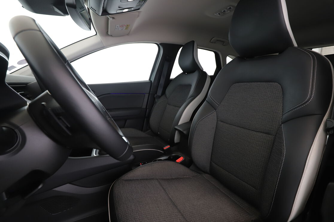 Renault Captur 1.3 TCe Intens EDC — photo 9