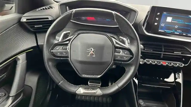 Peugeot 2008 puretech 130 s&amp;s eat8 — photo 93