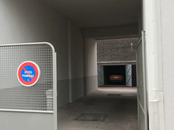 Box garage fermé