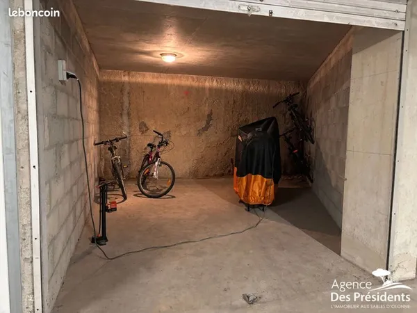 Parking/box 18 m² LES SABLES D OLONNE