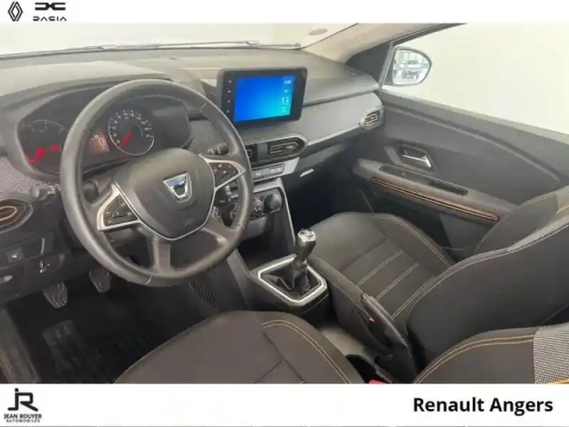 Dacia Sandero 1.0 tce 90ch confort — photo 15