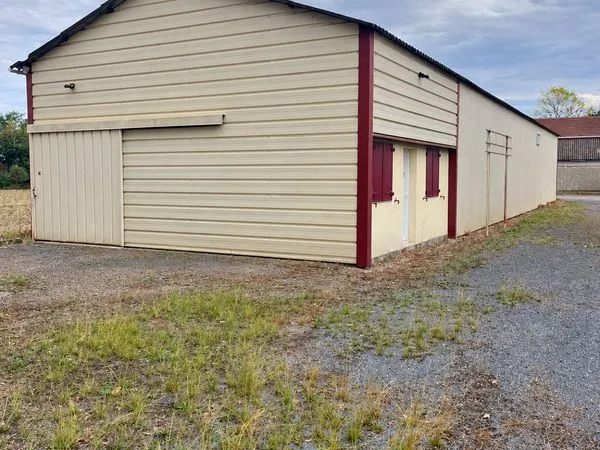 Local d’activité et entrepôt Vente Bougarber 1p 240m² 700€