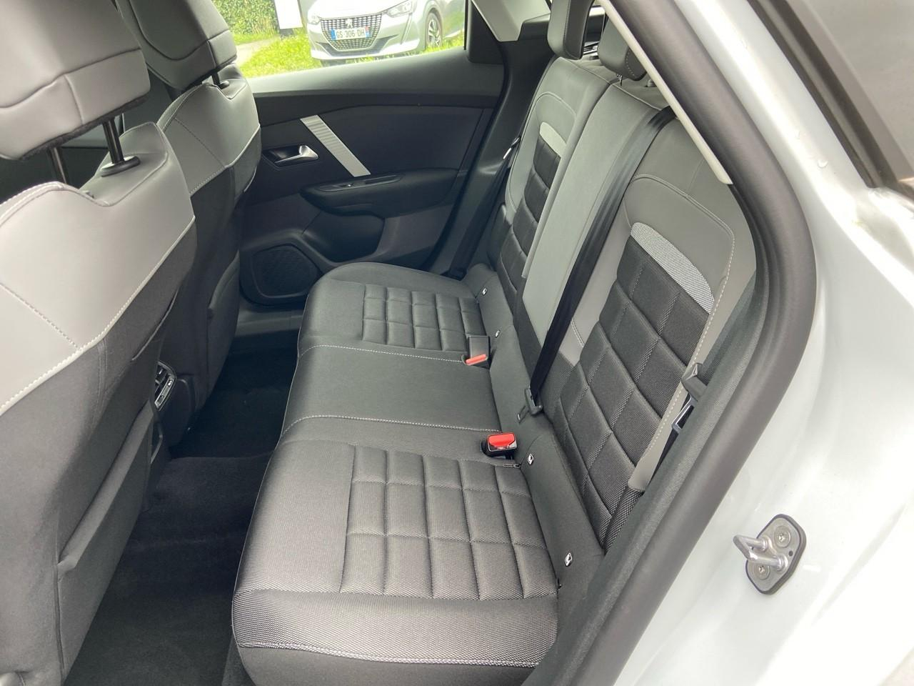 Citroën C4 hybride 136 e-dcs6 plus — photo 10