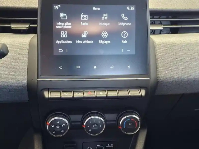 Renault Clio tce 90 — photo 12