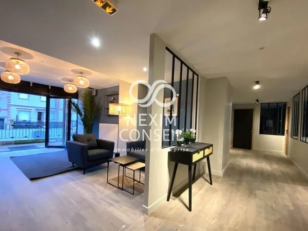 Bureau 44 m²