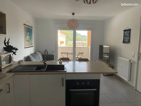 Appartement T2 meublé 40 m² - Chambéry - Garage + Rooftop