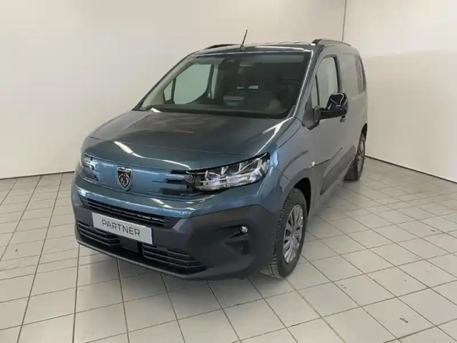 Peugeot Partner m diesel 100ch pro skill — photo 2