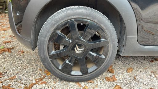 Citroen C3 1.2 PureTech 110 - Shine – 2018 – 88636 km – Essence – Boîte Manuelle — photo 19