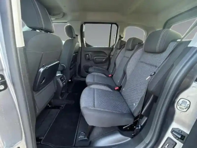 Peugeot Rifter m diesel 100 allure 5 places — photo 28