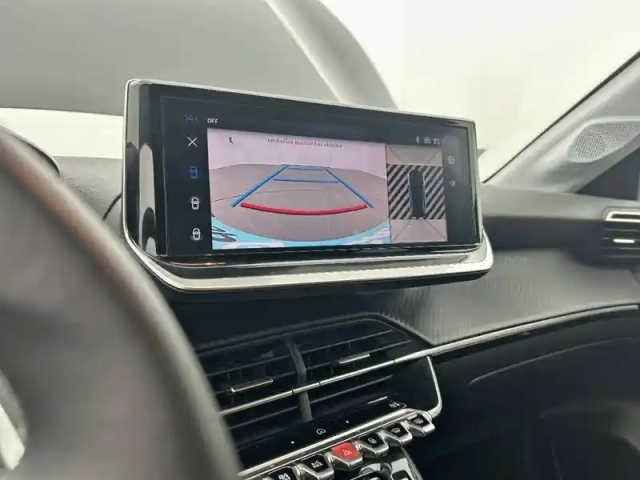 Peugeot 208 hybrid 110 e-dcs6 — photo 22