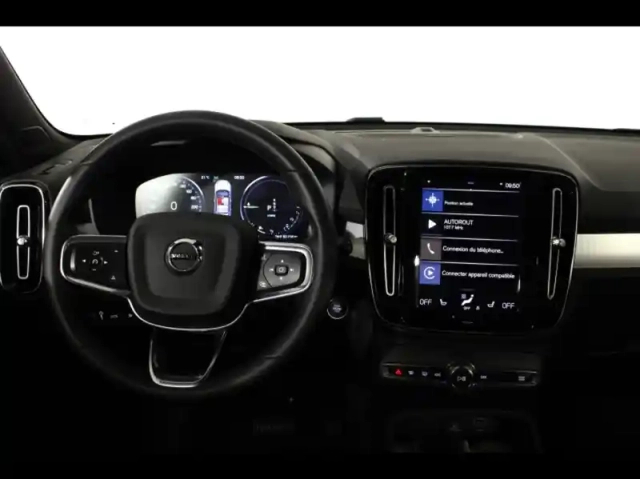 Volvo Xc40 t4 recharge 129 + 82ch plus dct 7 — photo 10