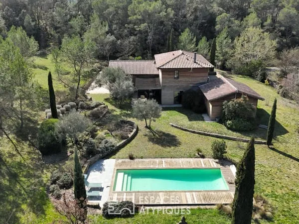 Villa lumière, création d'architecte en écrin naturel