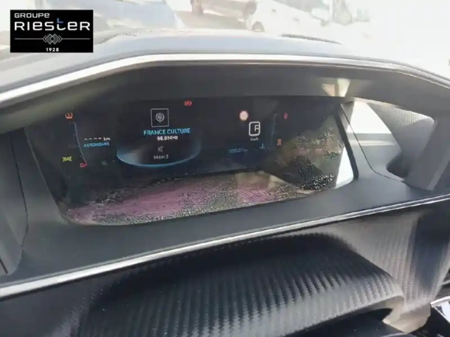 Peugeot 2008 puretech 130 s&amp;s eat8 — photo 10