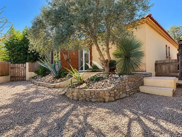 Maison de plain-pied 5 pièces 90 m²