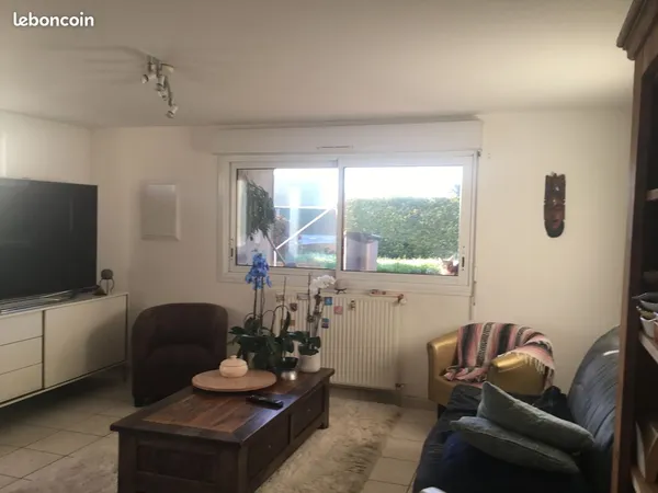 Location appt plain-pieds 63 M2 St Meen -le -Grand 35290