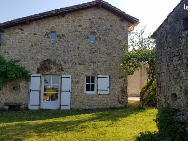 Maison La Ronze - Libre au 1er juillet 2026