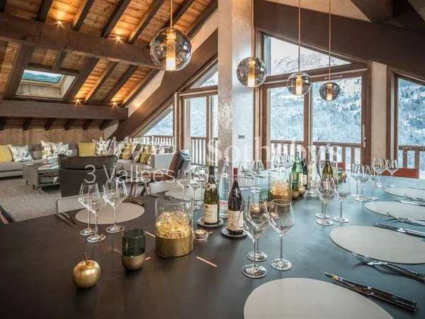 Chalet 10 pièces 300 m²