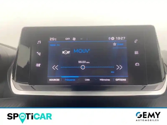 Peugeot 2008 100 s&amp;s bvm6 — photo 11