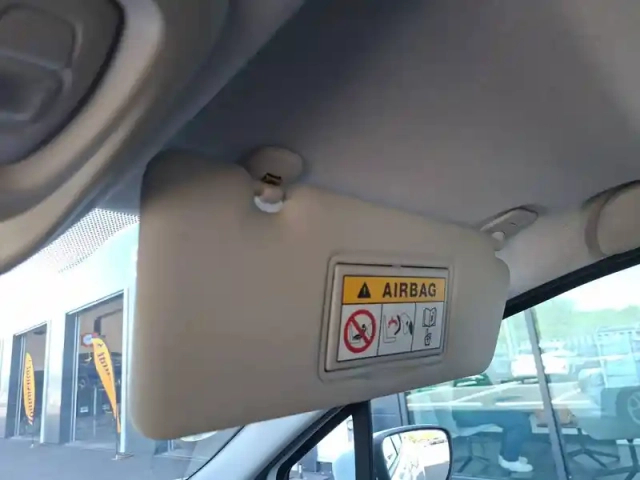 Renault Clio dci 90 e6c — photo 23