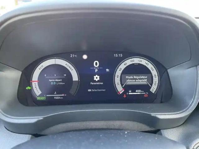 Toyota Yaris hybride 130h gr sport — photo 9
