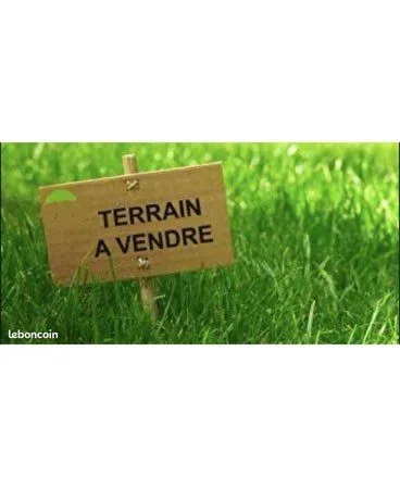 Vente terrain arboré proche Comerce