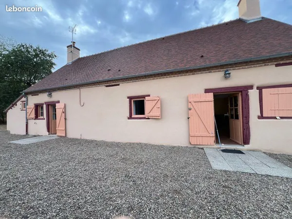 Maison de campagne 84 m² avec terrain clos et dépendance