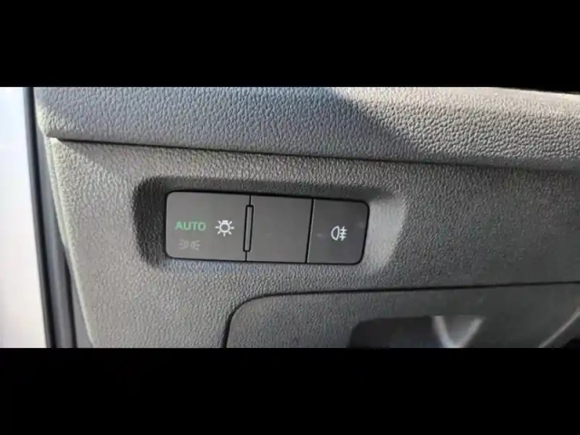Skoda Octavia combi 2.0 tdi 150ch ambition dsg7 — photo 13