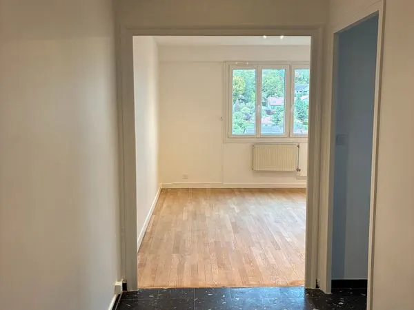 Location T2 Talant