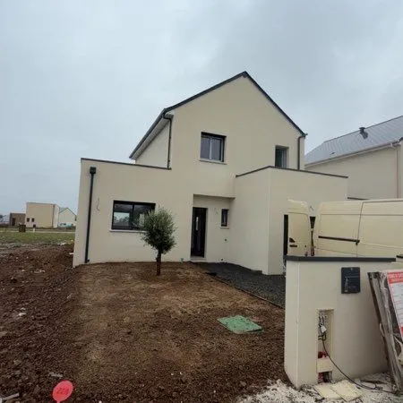 Maison familiale avec jardin — Bénouville — 113 m²