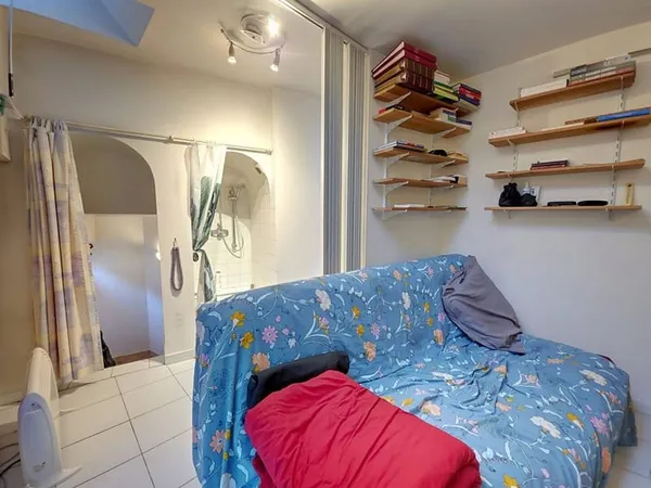 Studio 1 pièce 19 m²