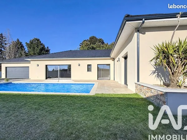 Propriété 5 pièces 180 m²
