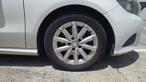 Mercedes Classe A 180 122 - Inspiration – 2015 – 84650 km – Essence – Boîte Manuelle — photo 31