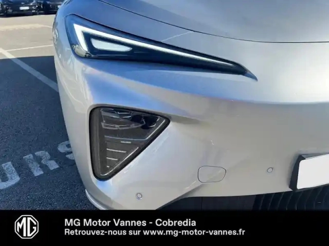 Mg Mgs6 ev 361ch - 77kwh dual motor luxury 4wd — photo 11