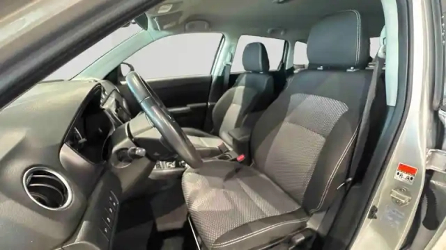 Suzuki Vitara 1.4 boosterjet hybrid — photo 14