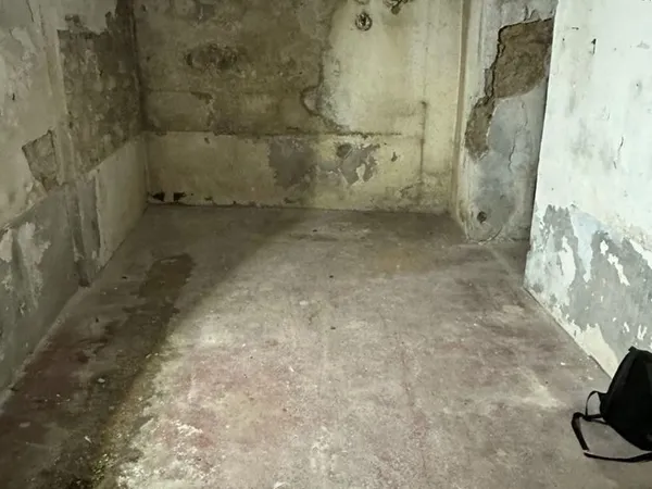 Grande cave de 32,68 m² avec accès indépendant - Vincennes