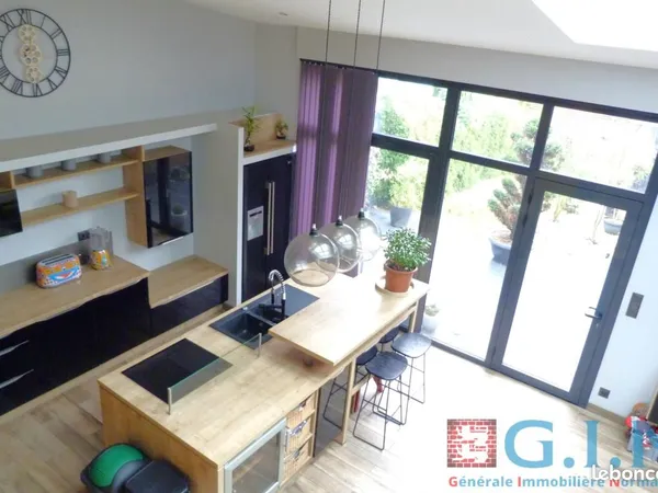 Maison 10 pièces 170 m²