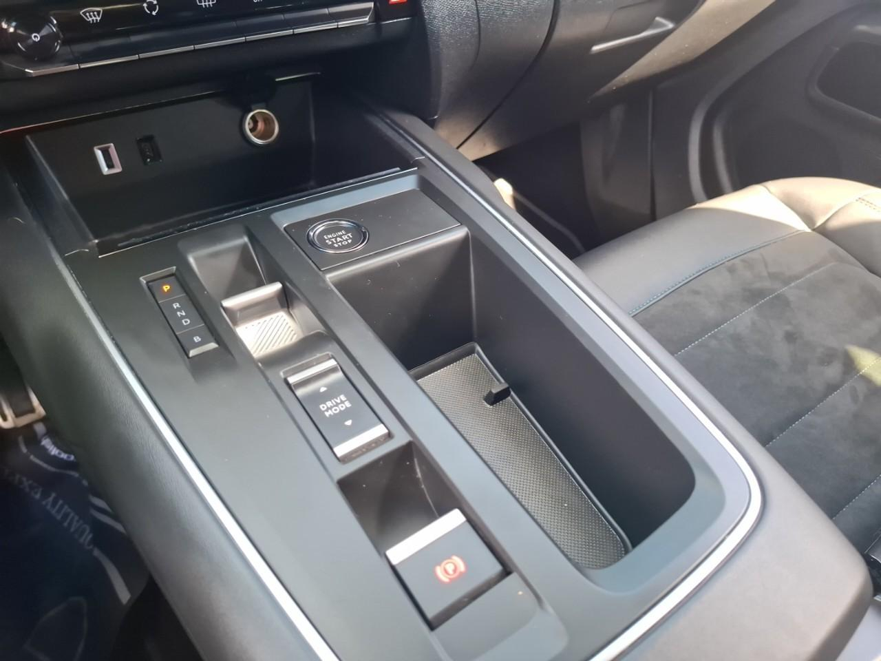 Citroën C5 Aircross hybrid rechargeable 225ch shine pack e-eat8 — photo 22