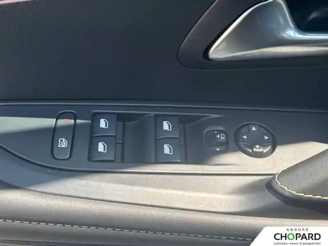 Peugeot 208 hybrid 110 e-dcs6 — photo 24