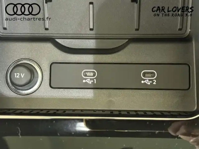 Audi Q3 e-hybrid 272 ch s tronic 6 — photo 14