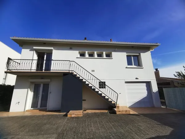 CASTANET-TOLOSAN - T3 de 72,55 m² lumineux et traversant, rafraîchi, avec jardin commun, parking et 
