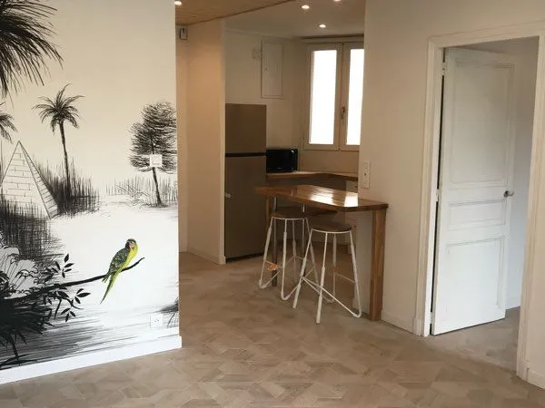 Loue très beau T2 lumineux centre ville BÉZIERS