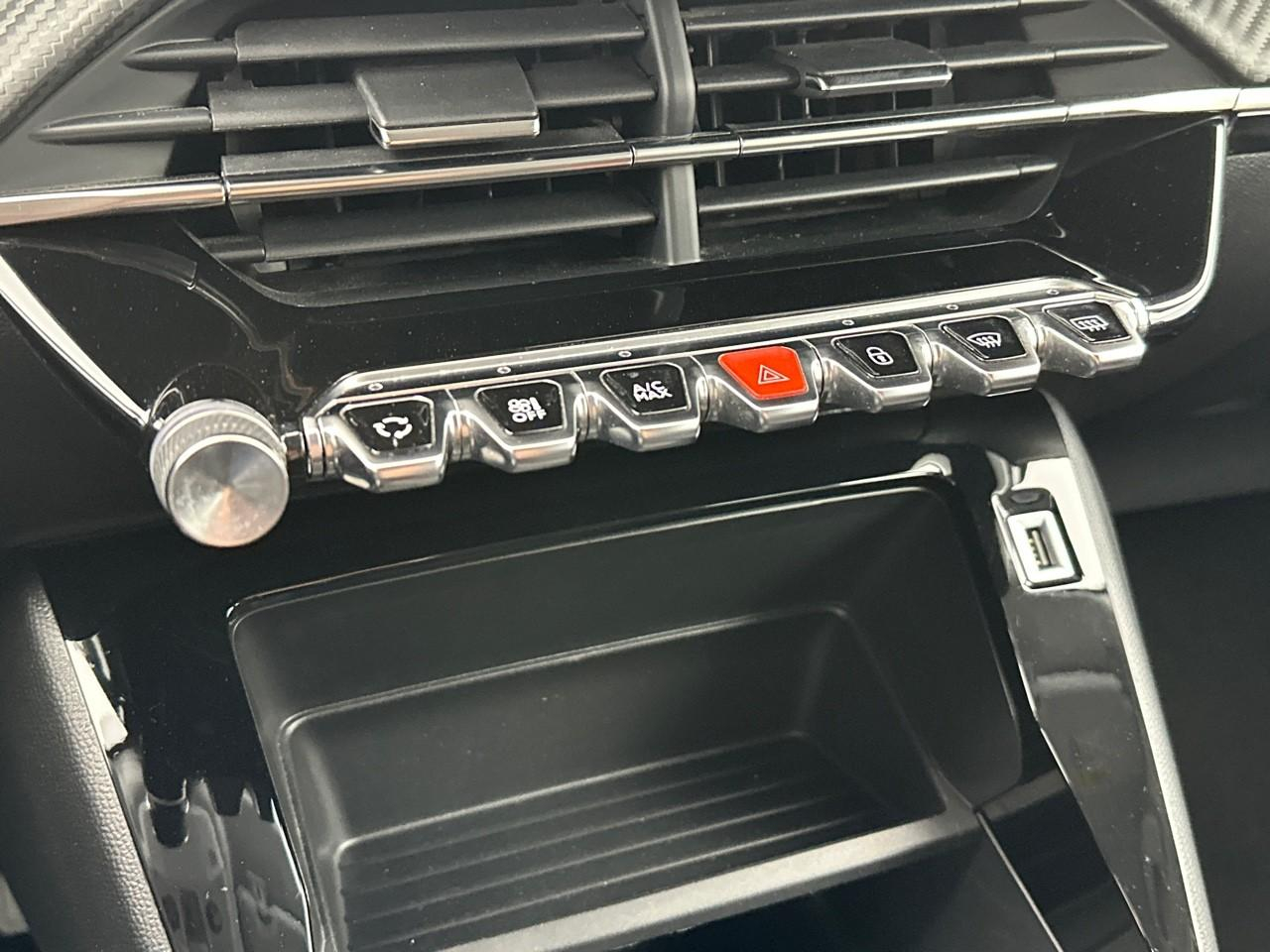 Peugeot 208 puretech 75 s&s bvm5 style — photo 27