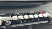Peugeot 3008 1.2 PureTech 130ch Crossway S&S EAT6 — photo 15