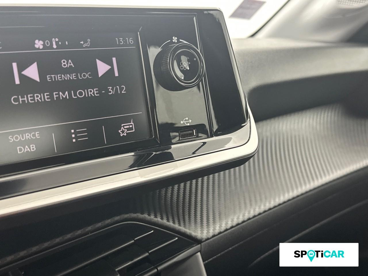 Peugeot 208 1.2 puretech 75ch s&s like 2022 — photo 16