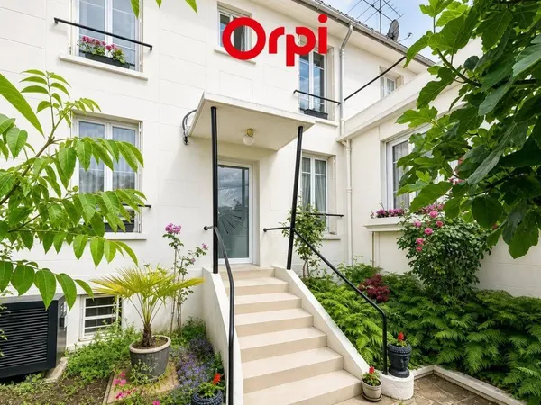 Maison de ville 7 pièces 146 m²
