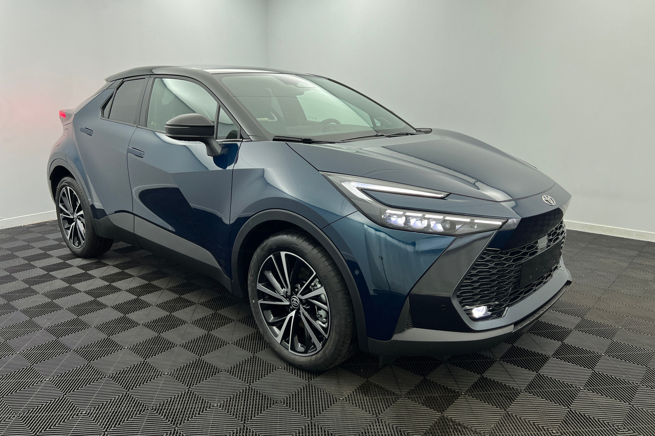 TOYOTA C-HR Hybride Rechargeable 225 — photo 3