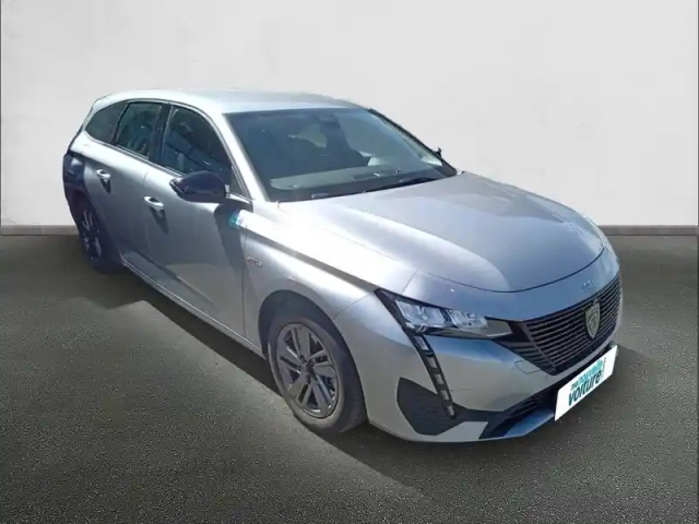 Peugeot 308 sw hybrid 145 e-dcs6 — photo 3