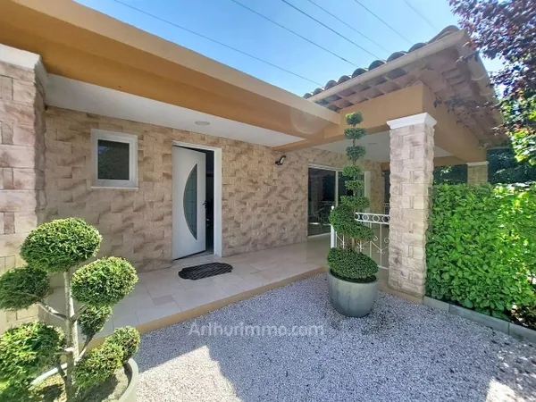 Maison 3 pièces 105 m²