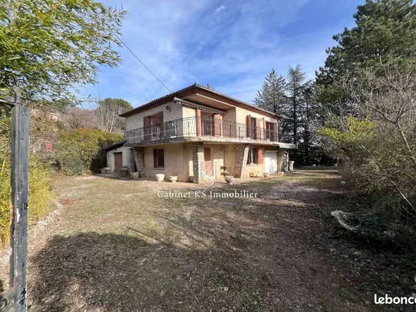 Maison 5 pièces 160 m²