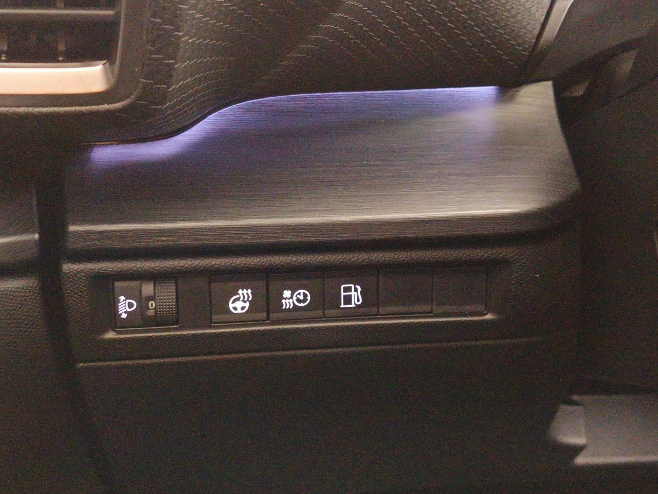Citroën C5 X hybride rechargeable 225 s&s e-eat8 shine — photo 25